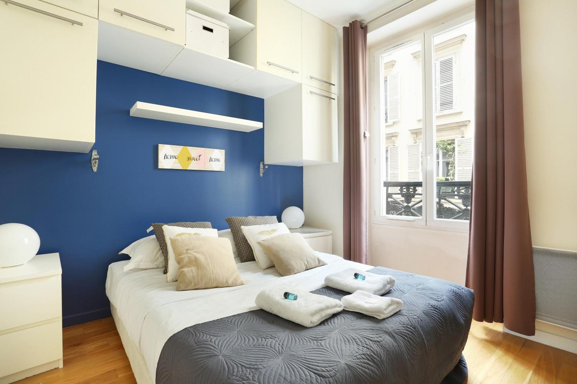 Pick A Flat'S Apartments In Batignolles - Rue Biot パリ エクステリア 写真