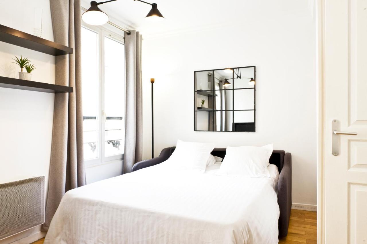 Pick A Flat'S Apartments In Batignolles - Rue Biot パリ 部屋 写真