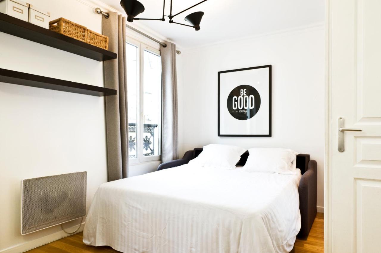 Pick A Flat'S Apartments In Batignolles - Rue Biot パリ 部屋 写真